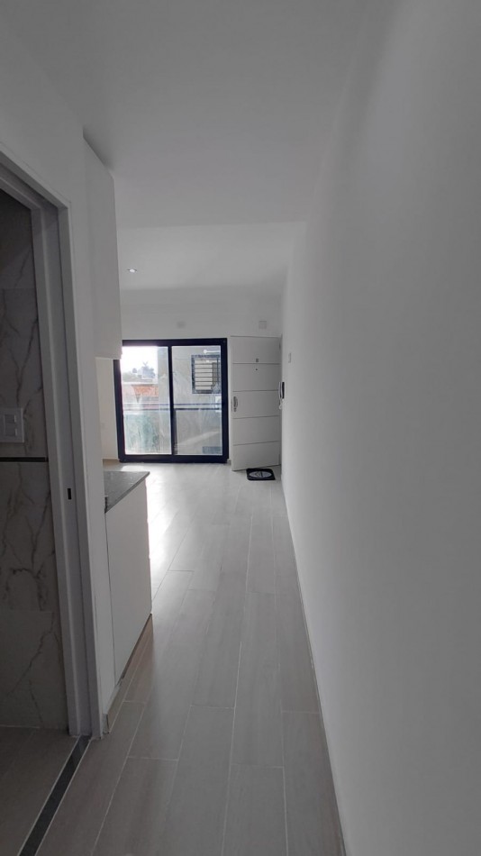  DEPARTAMENTO 2 AMBIENTES A ESTRENAR CON COCHERA