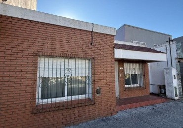 CASA EN LUZURIAGA